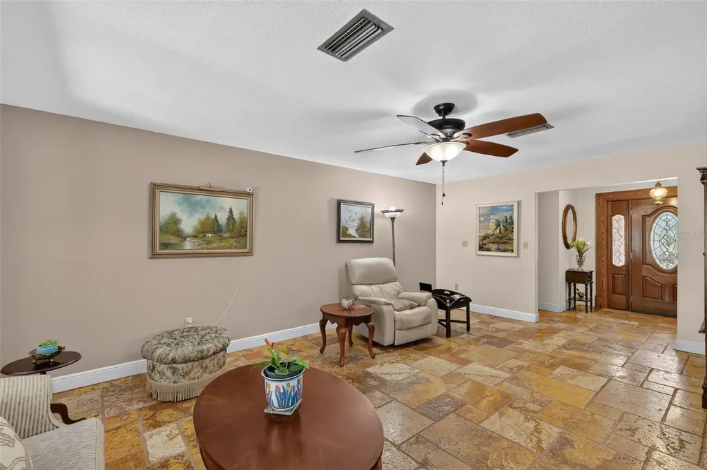 22740 County Road 44a Eustis FL 32736