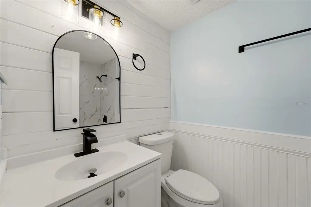 4731 Atlantic Avenue Sarasota FL 34233