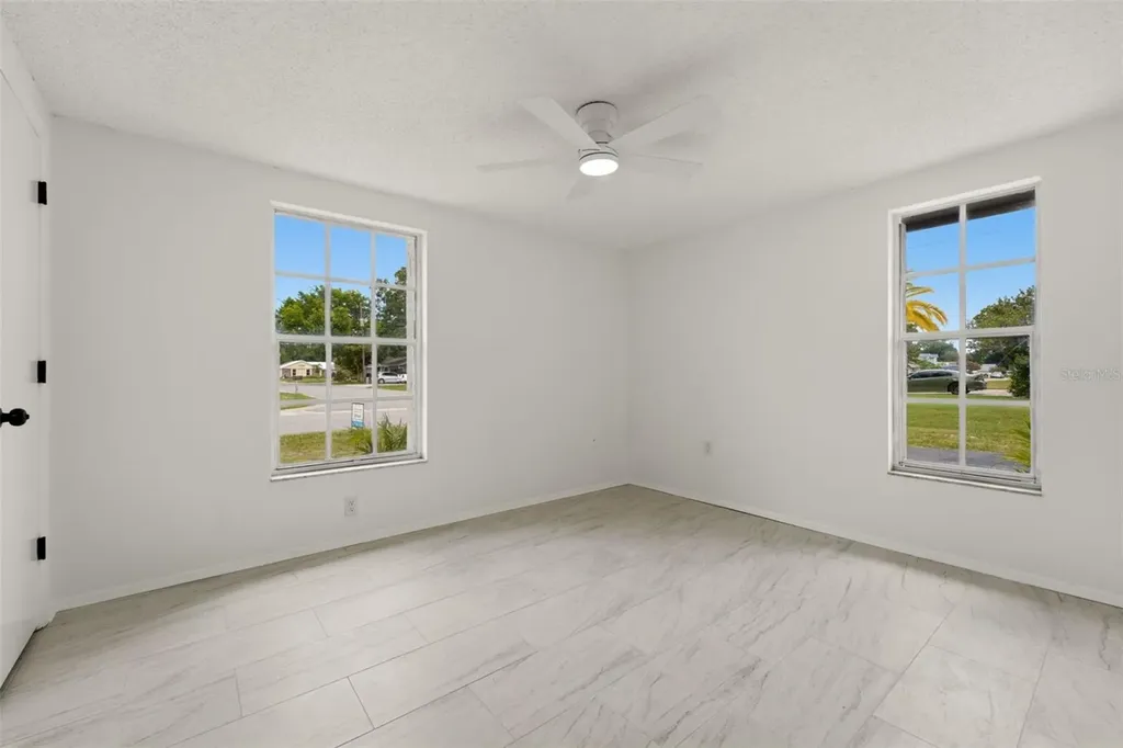 4731 Atlantic Avenue Sarasota FL 34233