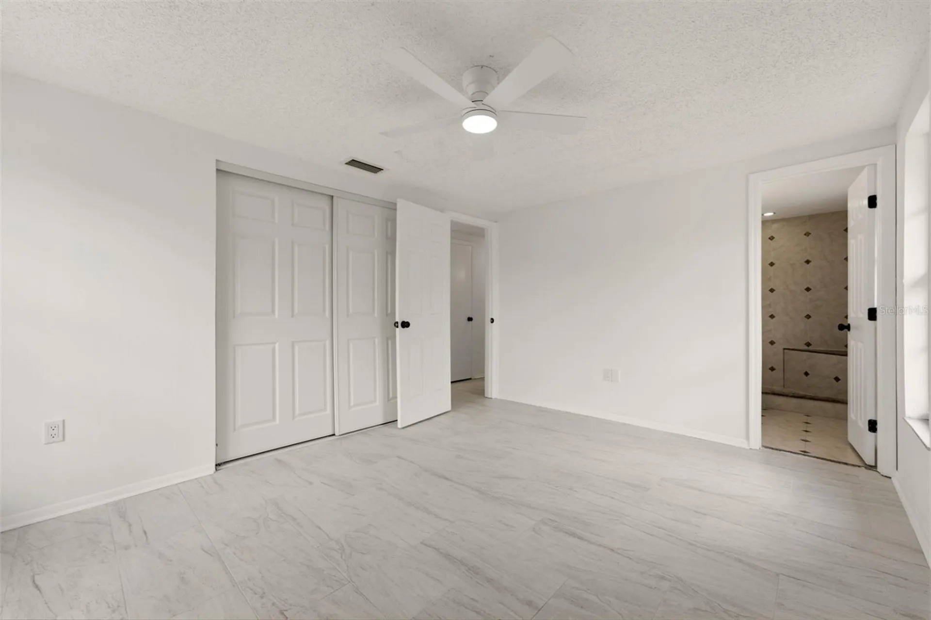 4731 Atlantic Avenue Sarasota FL 34233