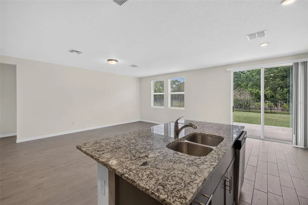 3087 Forrest Plum Court Zephyrhills FL 33540