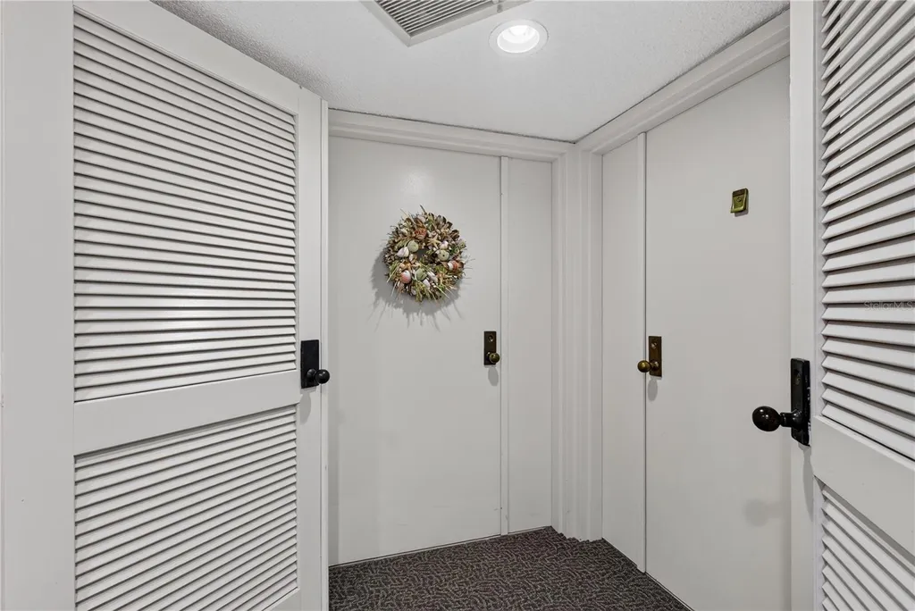 690 Island Way Clearwater Beach FL 33767