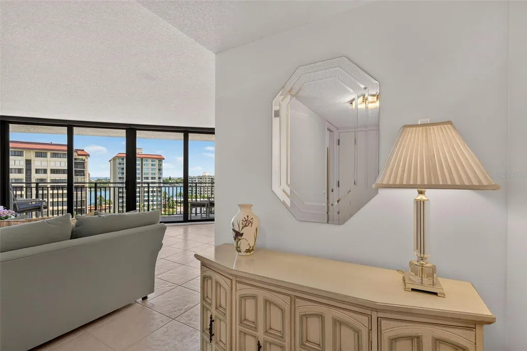 690 Island Way Clearwater Beach FL 33767