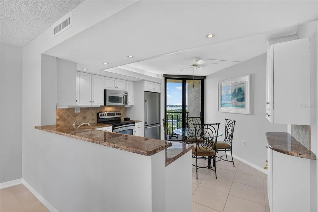 690 Island Way Clearwater Beach FL 33767