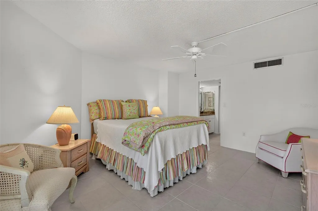 690 Island Way Clearwater Beach FL 33767