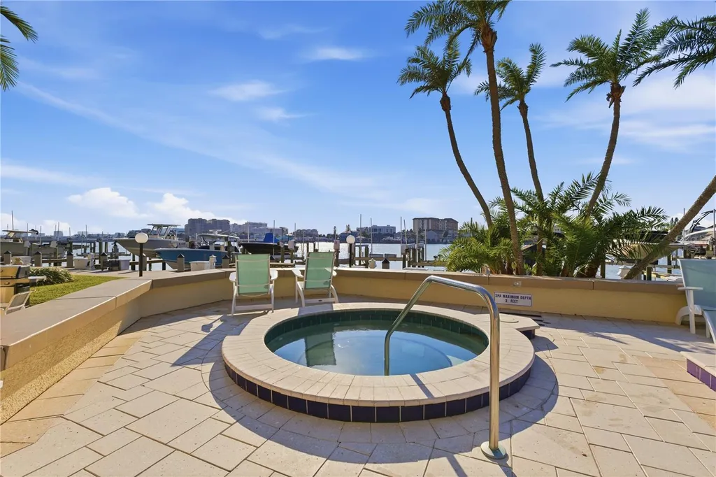 690 Island Way Clearwater Beach FL 33767