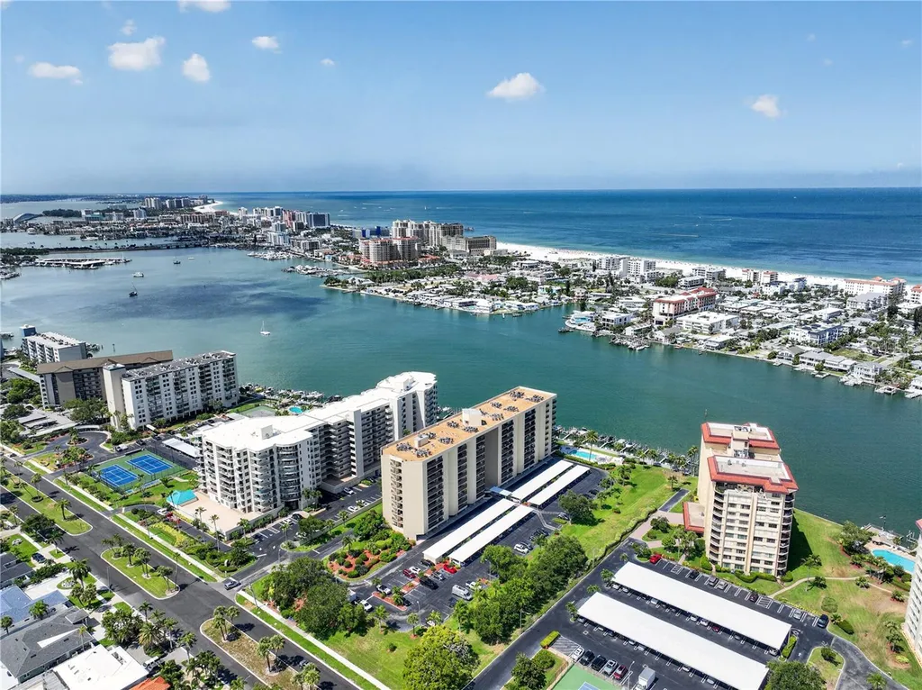 690 Island Way Clearwater Beach FL 33767