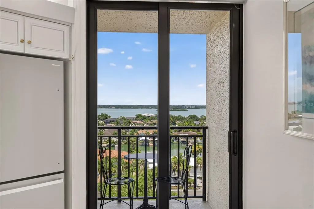 690 Island Way Clearwater Beach FL 33767