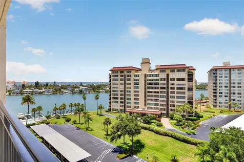 690 Island Way Clearwater Beach FL 33767
