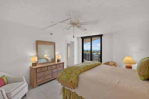 690 Island Way Clearwater Beach FL 33767