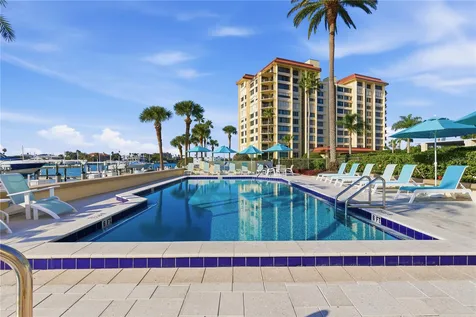 690 Island Way Clearwater Beach FL 33767