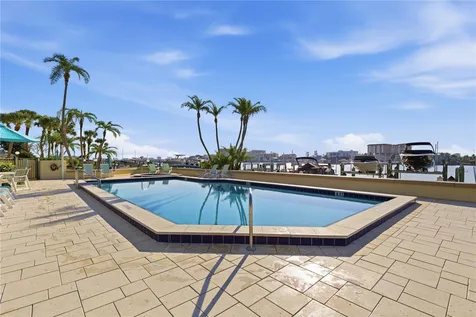 690 Island Way Clearwater Beach FL 33767