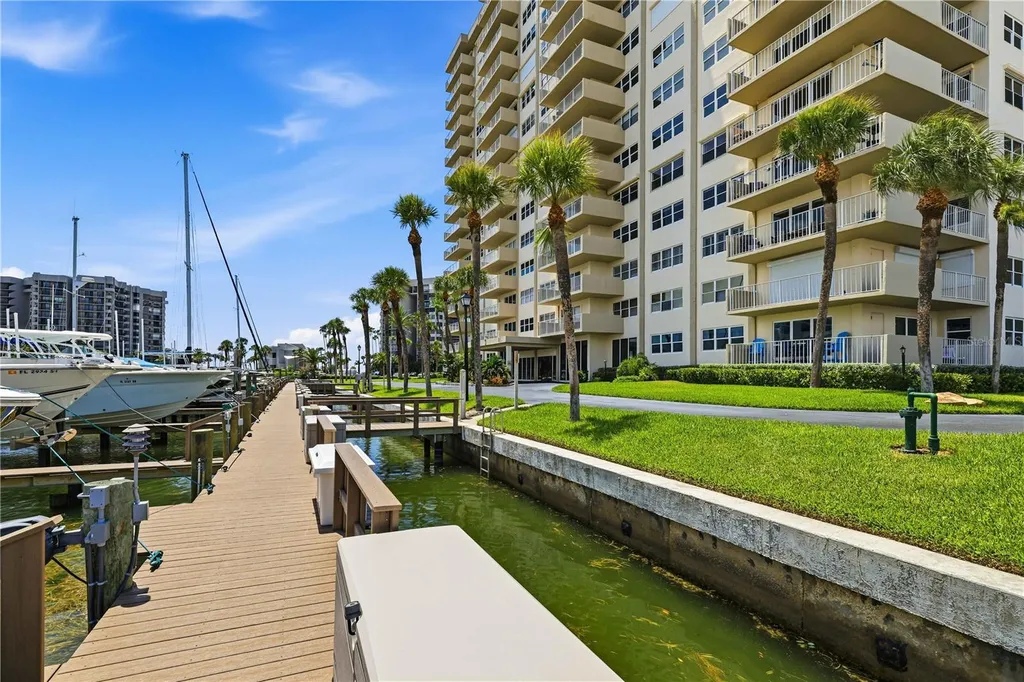 1621 Gulf Boulevard Clearwater Beach FL 33767