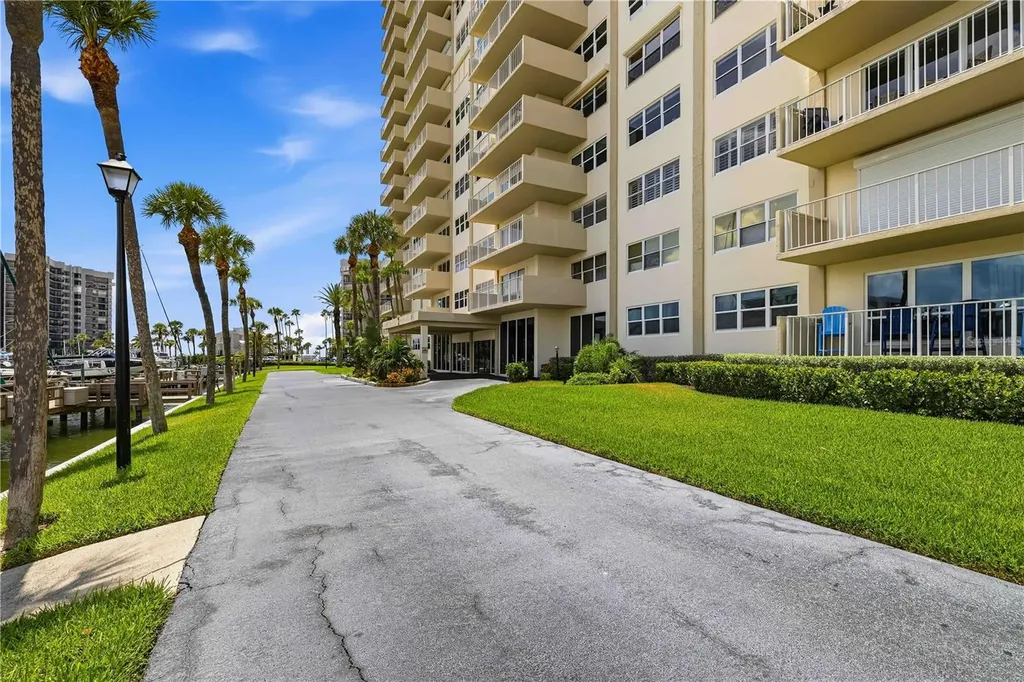 1621 Gulf Boulevard Clearwater Beach FL 33767