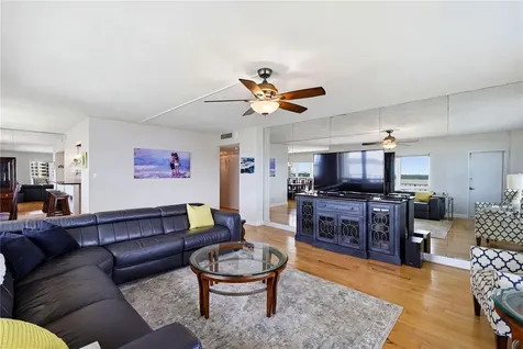 1621 Gulf Boulevard Clearwater Beach FL 33767