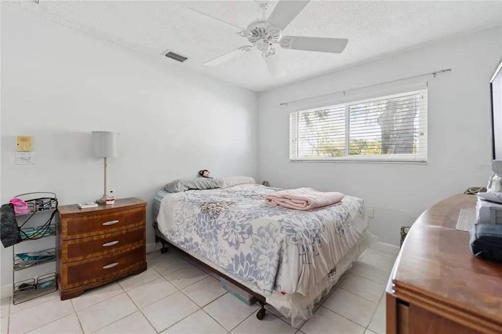 1907 Grove Valley Avenue Palm Harbor FL 34683