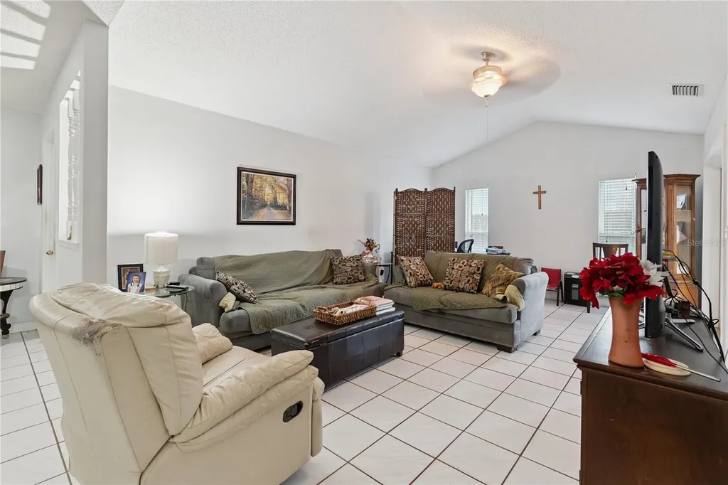 1907 Grove Valley Avenue Palm Harbor FL 34683