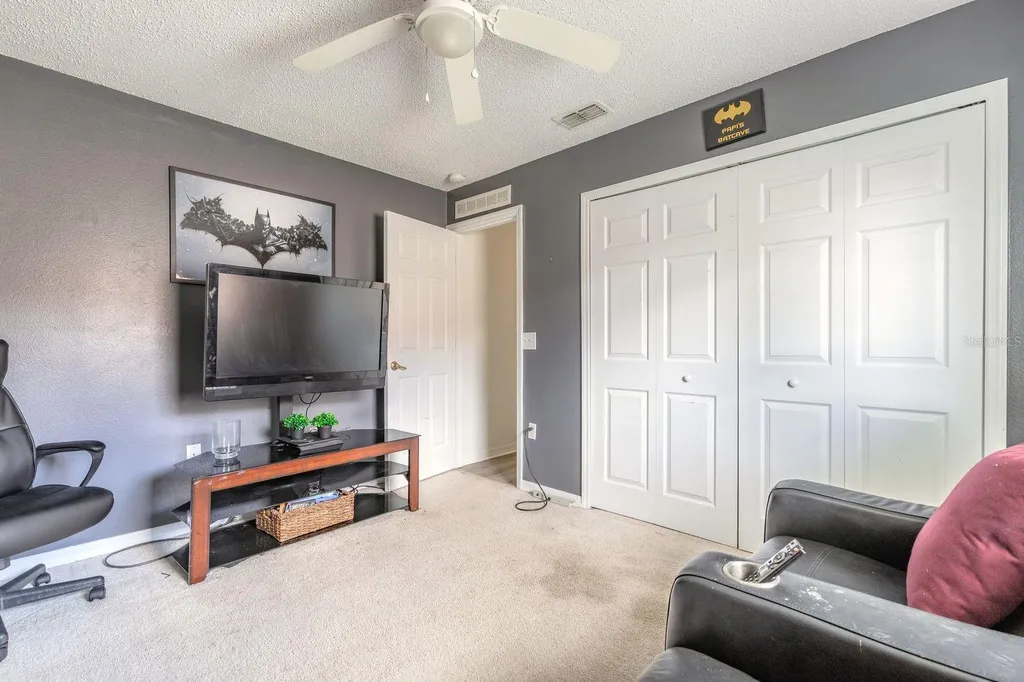 18 Lee Drive Palm Coast FL 32137