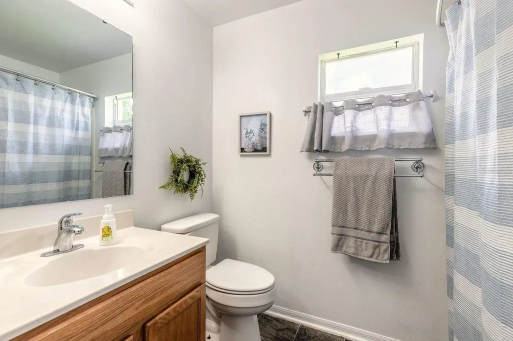 18 Lee Drive Palm Coast FL 32137