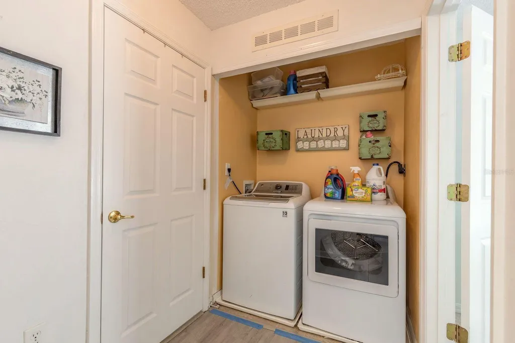 18 Lee Drive Palm Coast FL 32137