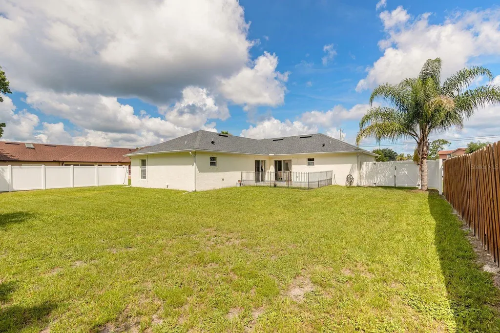 18 Lee Drive Palm Coast FL 32137