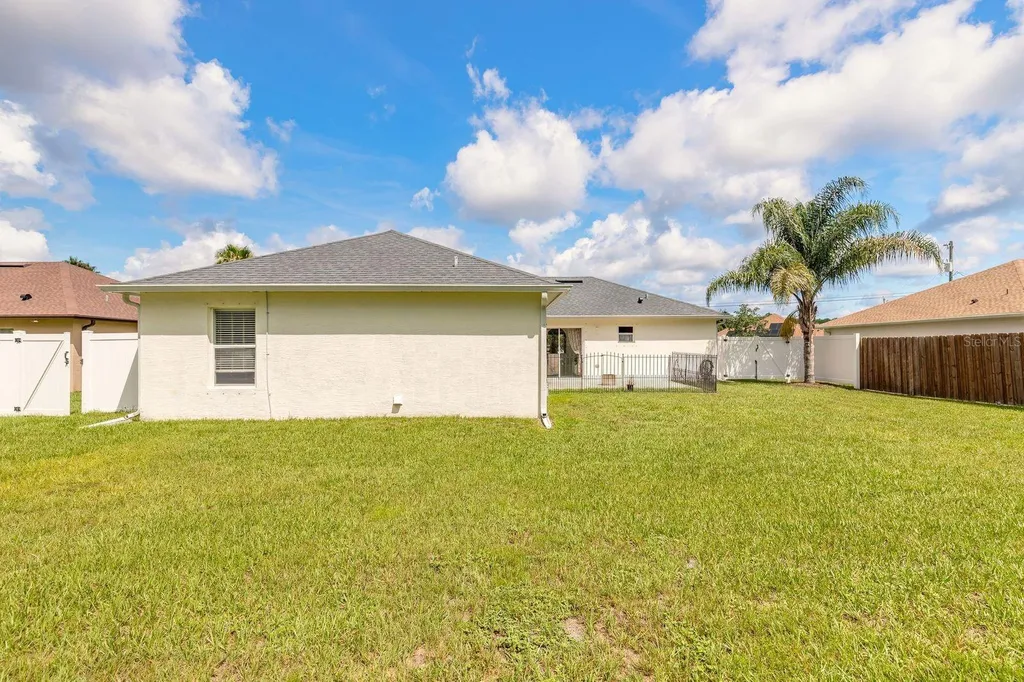 18 Lee Drive Palm Coast FL 32137