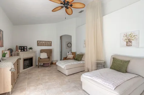18 Lee Drive Palm Coast FL 32137