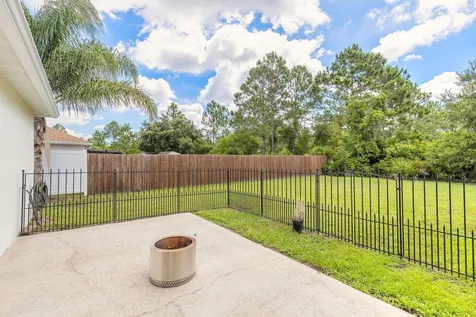 18 Lee Drive Palm Coast FL 32137