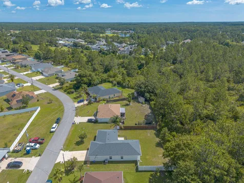 18 Lee Drive Palm Coast FL 32137