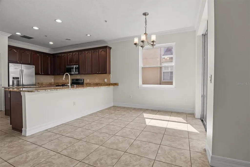10550 Eastpark Woods Drive Orlando FL 32832