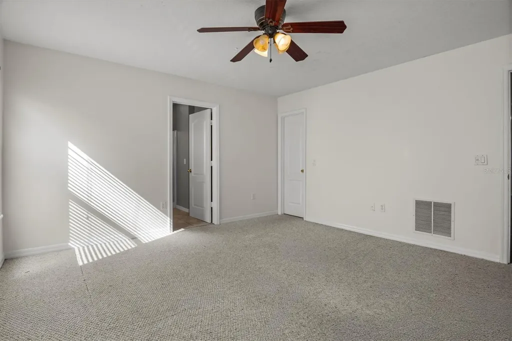 10550 Eastpark Woods Drive Orlando FL 32832