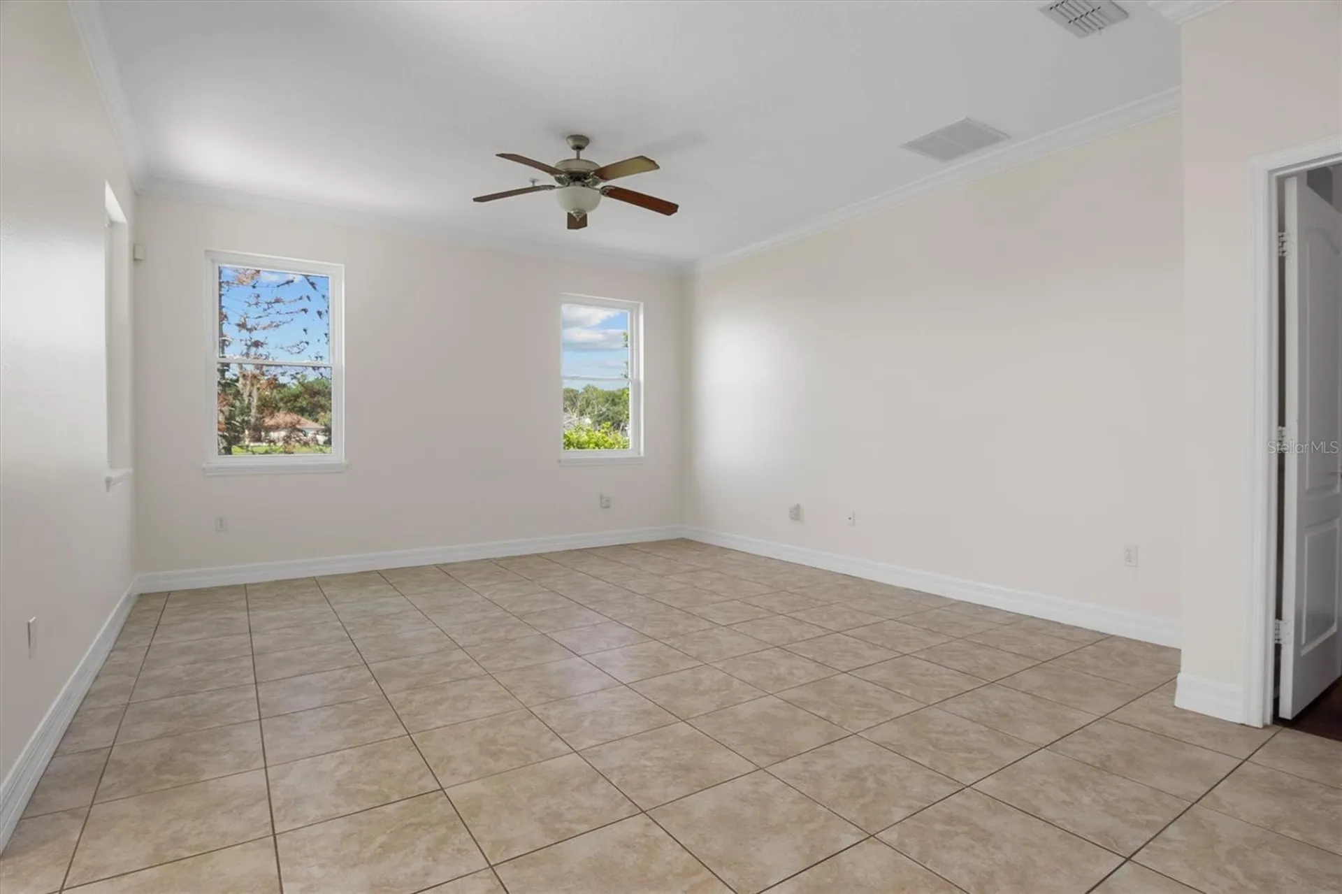 10550 Eastpark Woods Drive Orlando FL 32832