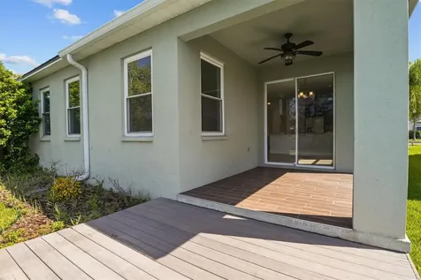 10550 Eastpark Woods Drive Orlando FL 32832
