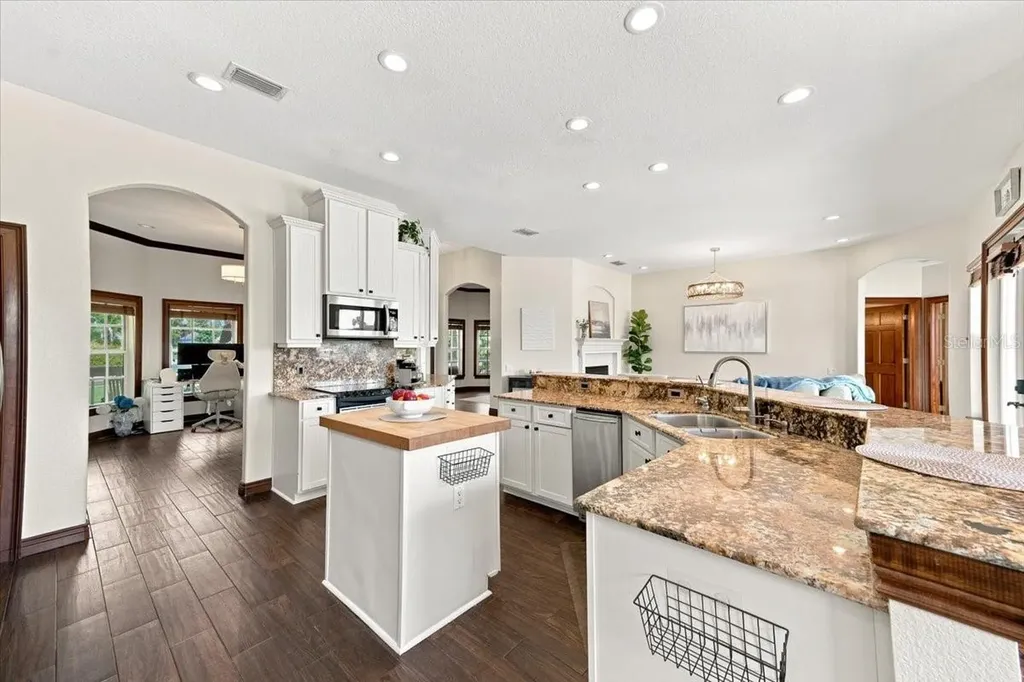 17802 Saint Lucia Isle Drive Tampa FL 33647