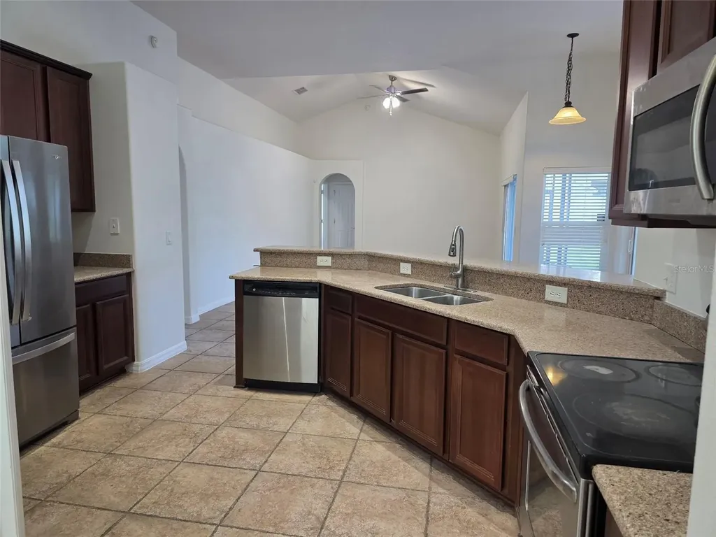 881 Seneca Trail St Cloud FL 34772