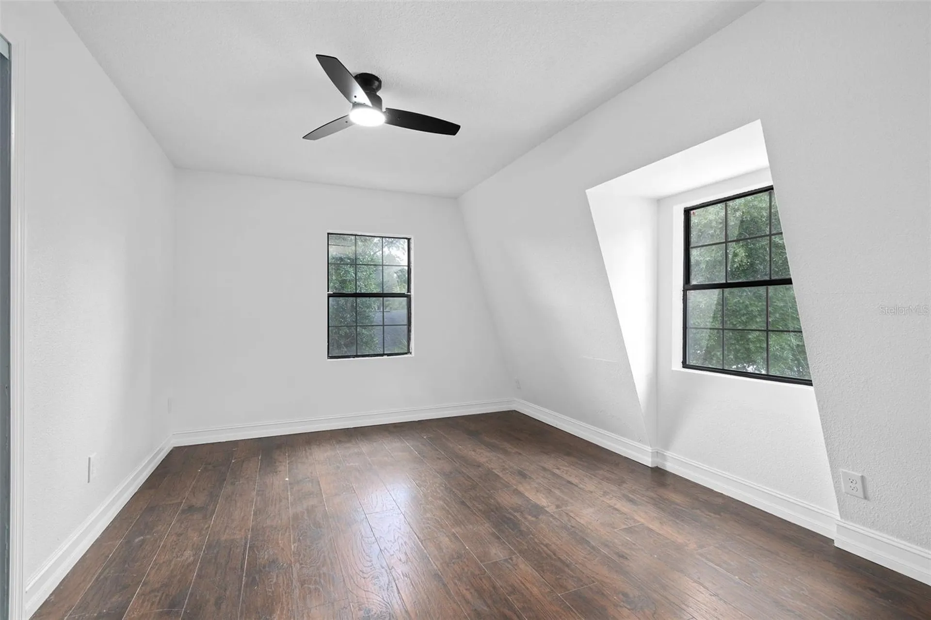 4221 Greenfern Drive Orlando FL 32810
