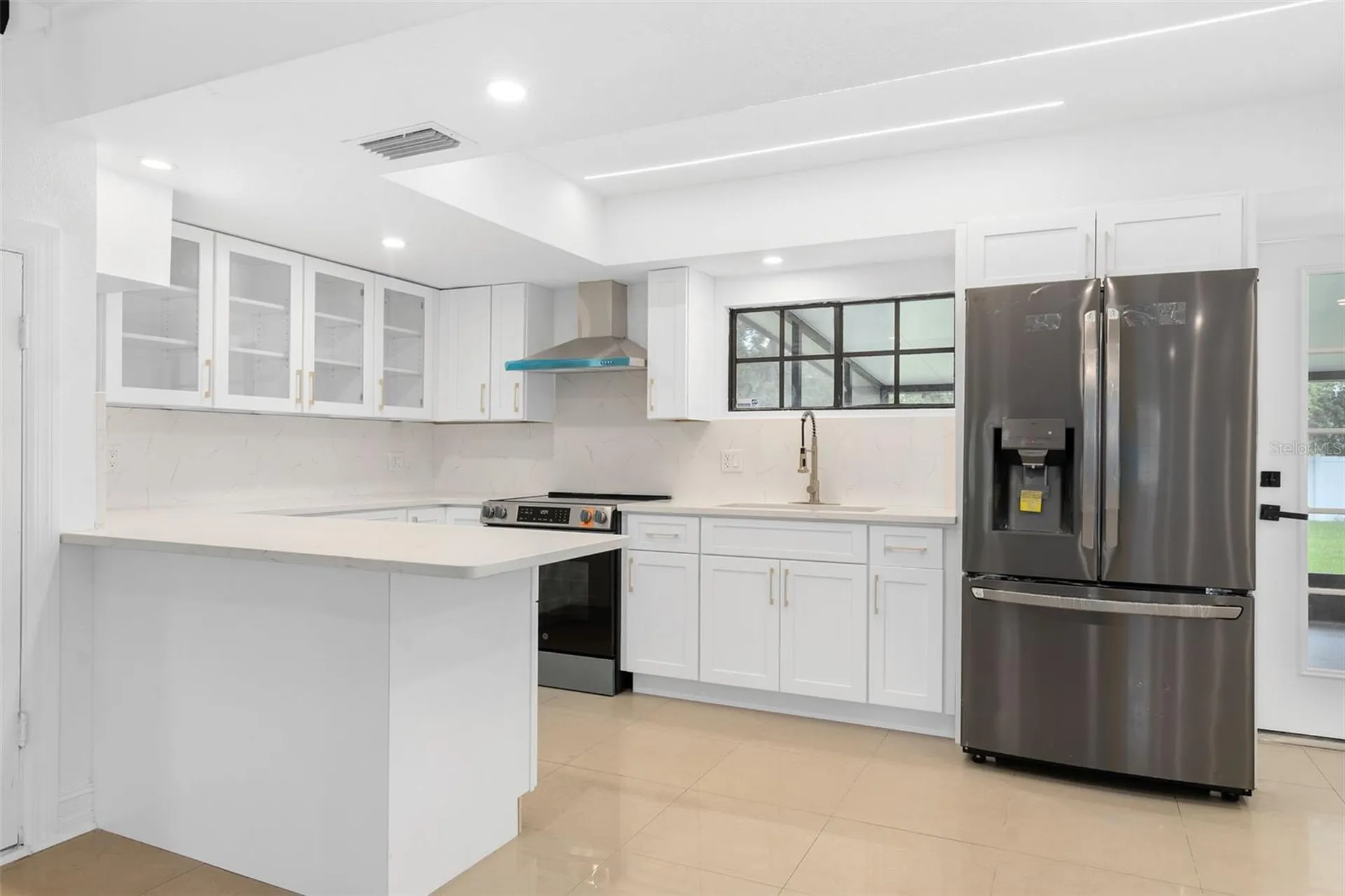 4221 Greenfern Drive Orlando FL 32810
