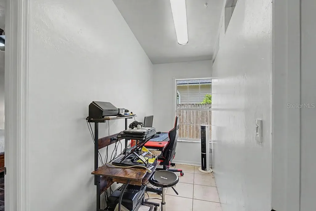 2068 NW 88th Street Gainesville FL 32606