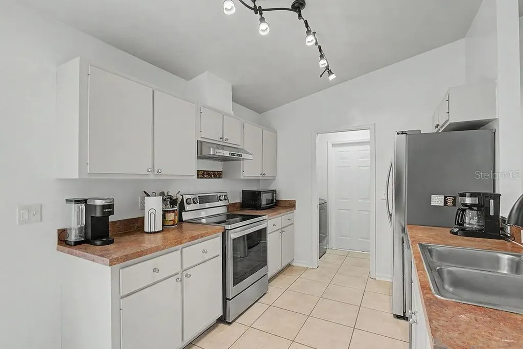 2068 NW 88th Street Gainesville FL 32606