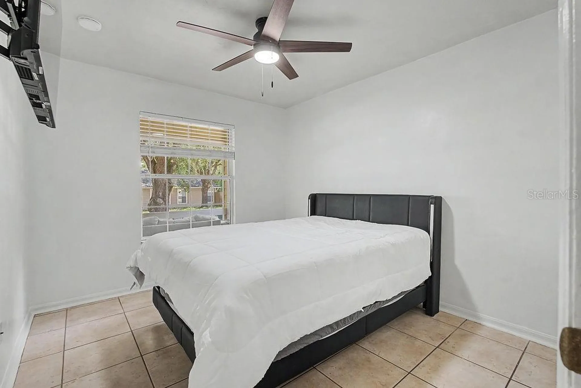 2068 NW 88th Street Gainesville FL 32606
