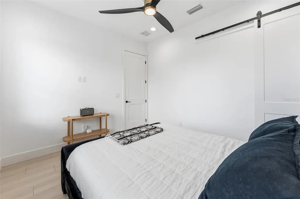 501 W Warren Avenue Tampa FL 33602