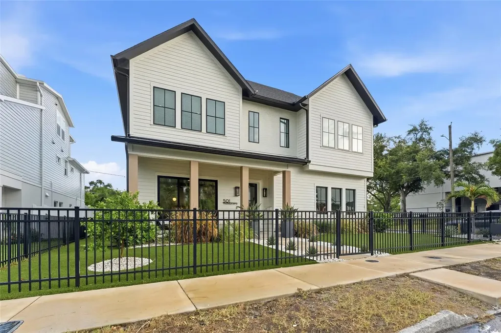 501 W Warren Avenue Tampa FL 33602