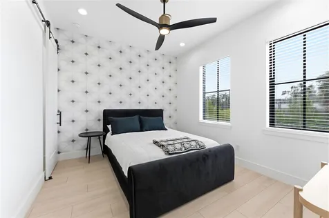 501 W Warren Avenue Tampa FL 33602