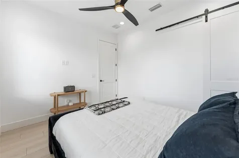 501 W Warren Avenue Tampa FL 33602