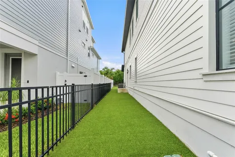 501 W Warren Avenue Tampa FL 33602