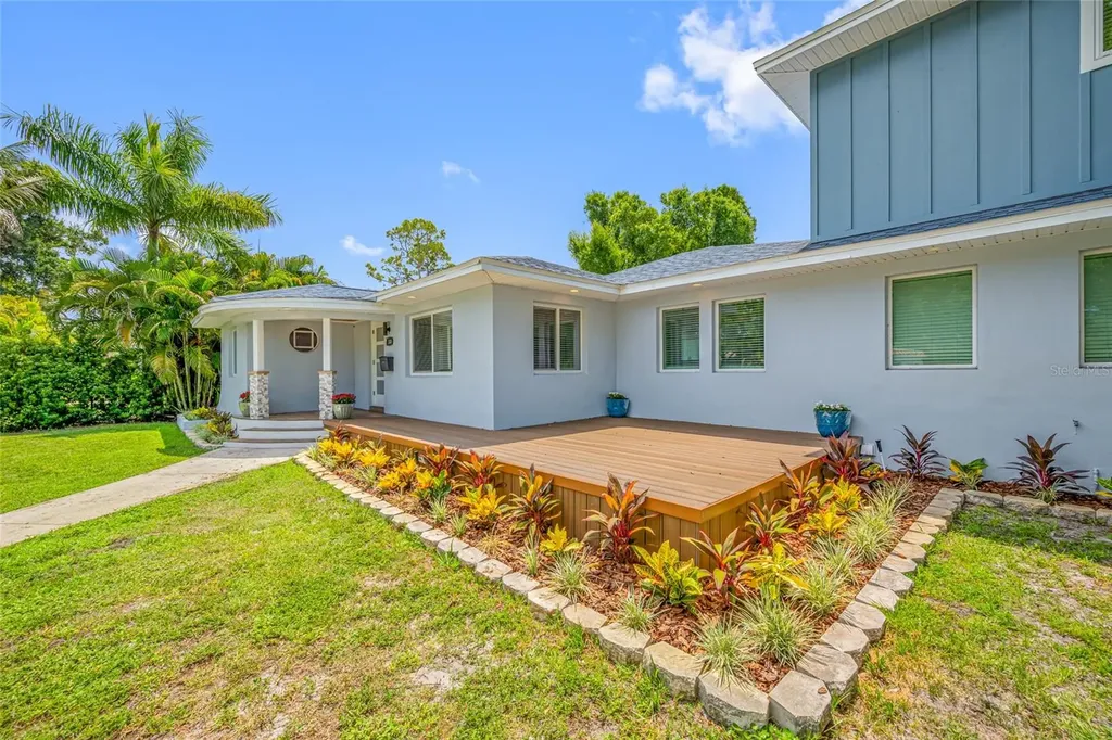 380 Villagrande Avenue S St Petersburg FL 33707