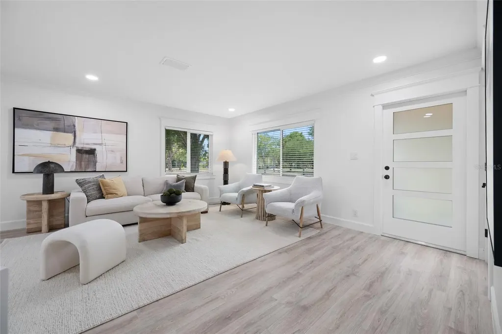 380 Villagrande Avenue S St Petersburg FL 33707
