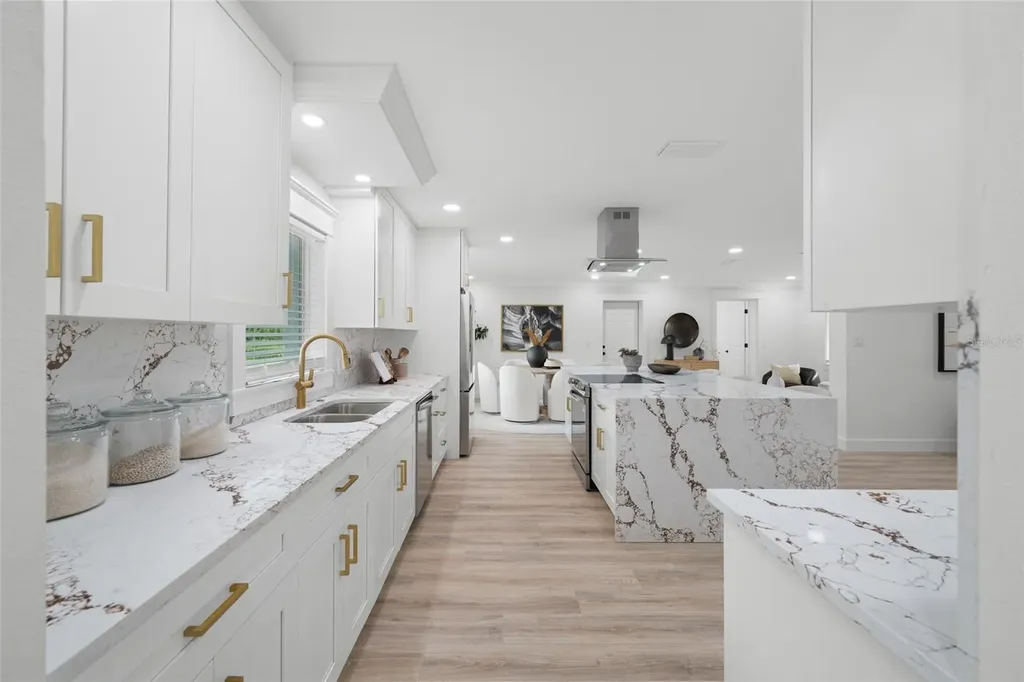 380 Villagrande Avenue S St Petersburg FL 33707
