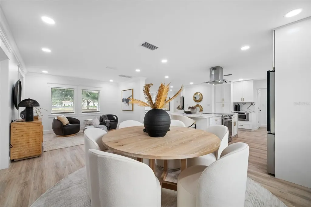 380 Villagrande Avenue S St Petersburg FL 33707