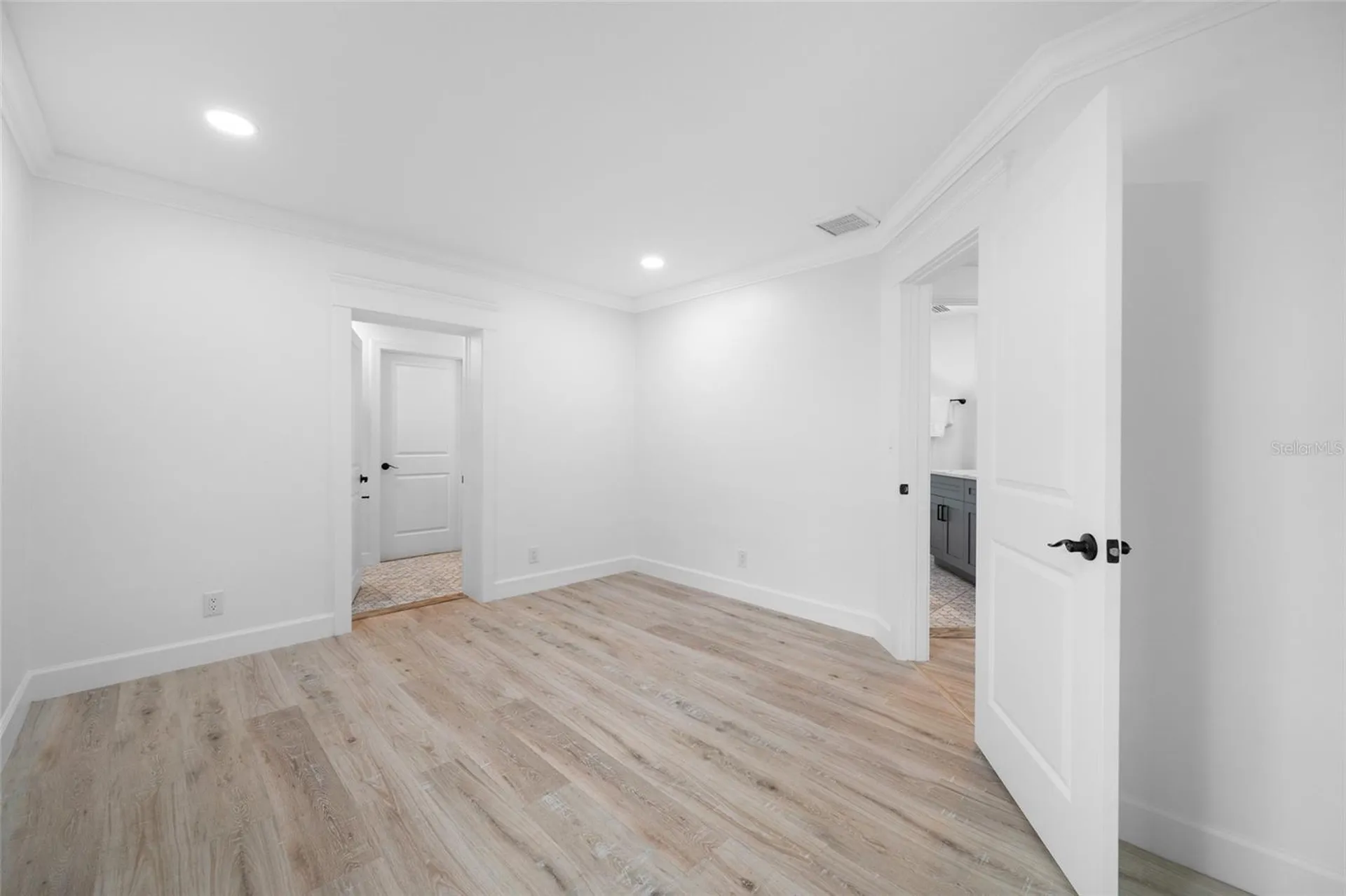 380 Villagrande Avenue S St Petersburg FL 33707